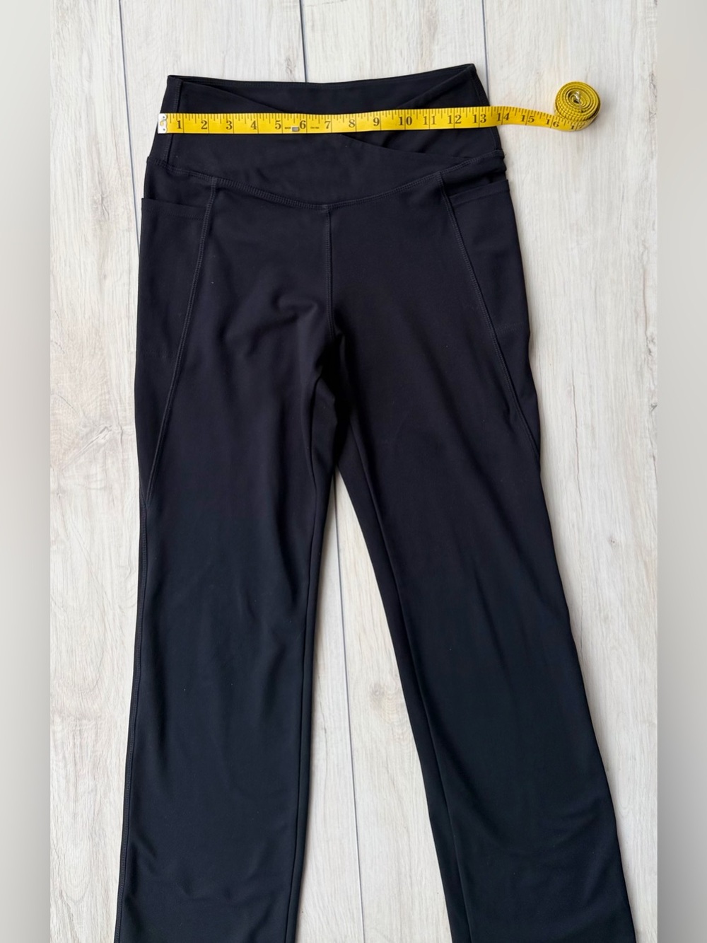Jockey Black Wide Leg Crossover Yoga Pant Pockets Breathable Stretch Small Reg - Picture 7 of 10